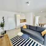 Maja Apartment *
